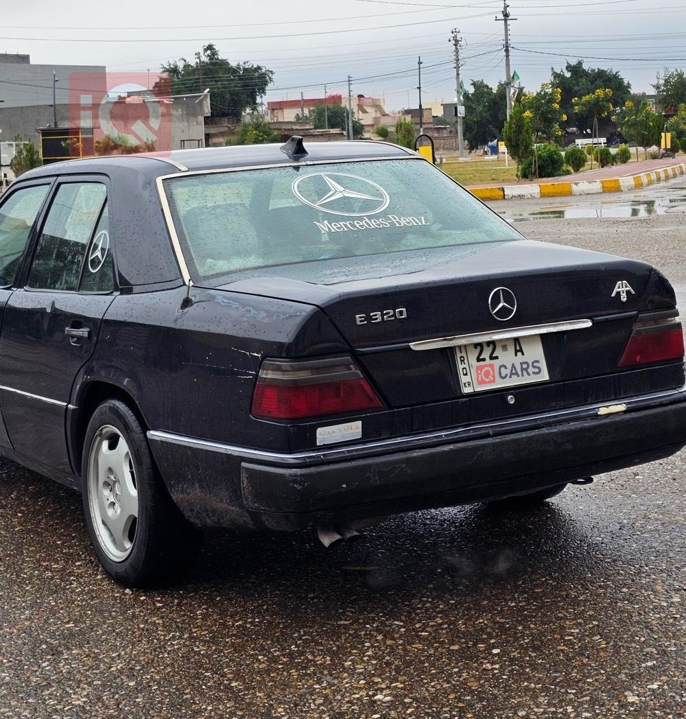 مرسيدس بنز E-Class